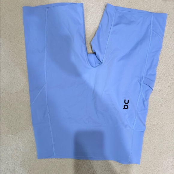 On running shorts excellent condition - Picture 2 of 2